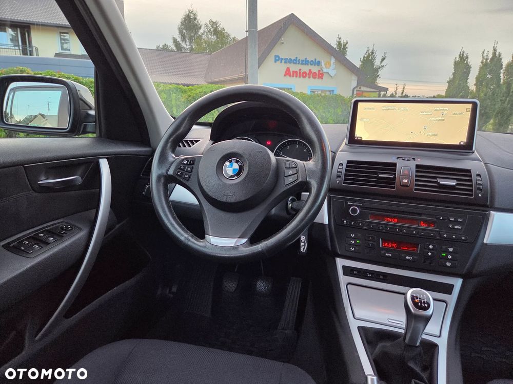 BMW X3 2.0d - 9