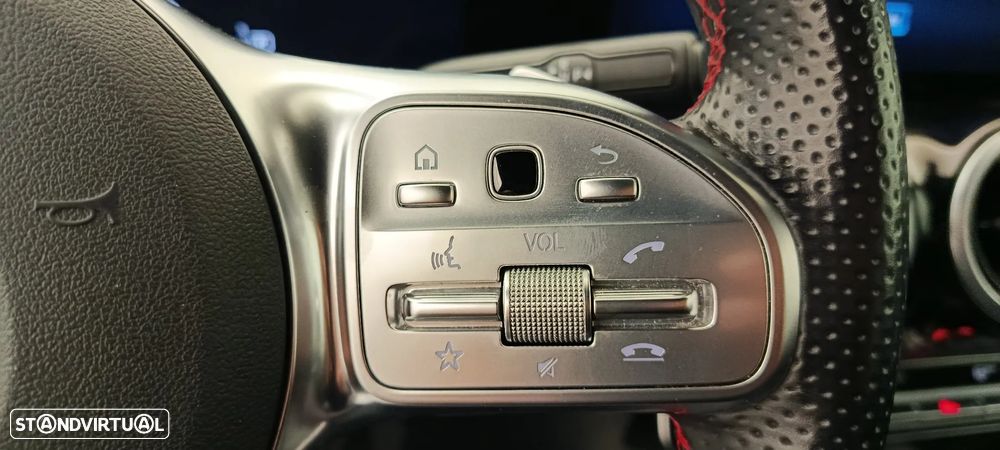 Mercedes-Benz GLA 180 d AMG Line - 26