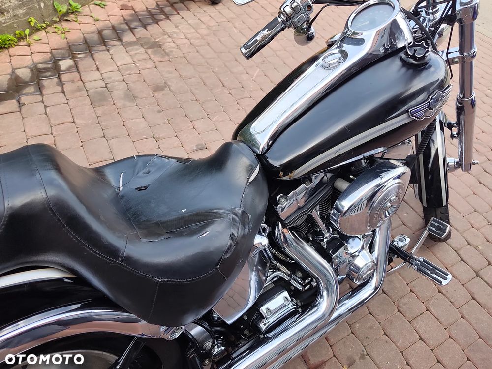 Harley-Davidson Softail Deluxe - 17