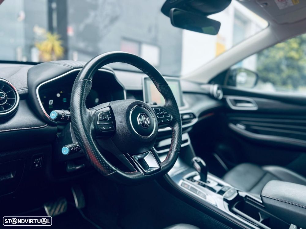 MG EHS 1.5T-GDI Luxury - 40