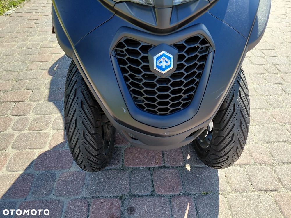 Piaggio MP-3 - 9