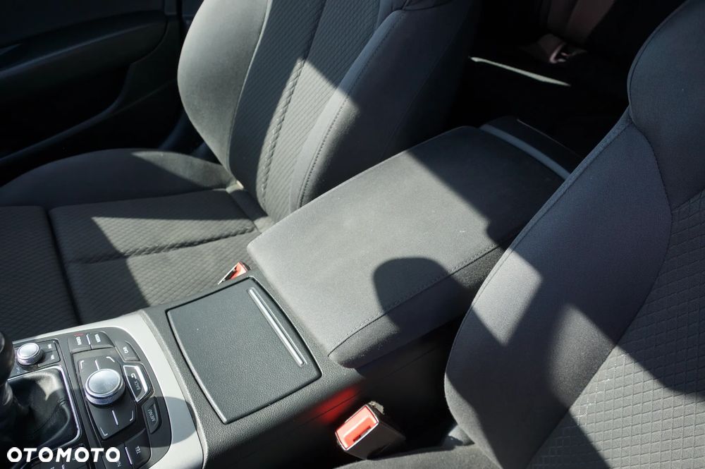 Audi A6 Avant - 22