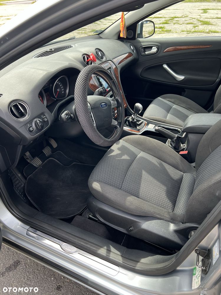 Ford Mondeo - 6