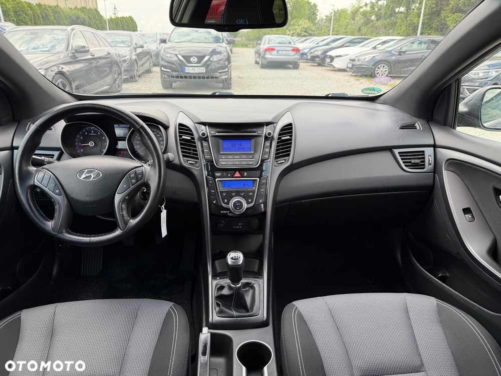 Hyundai i30 blue 1.6 GDI Trend - 26