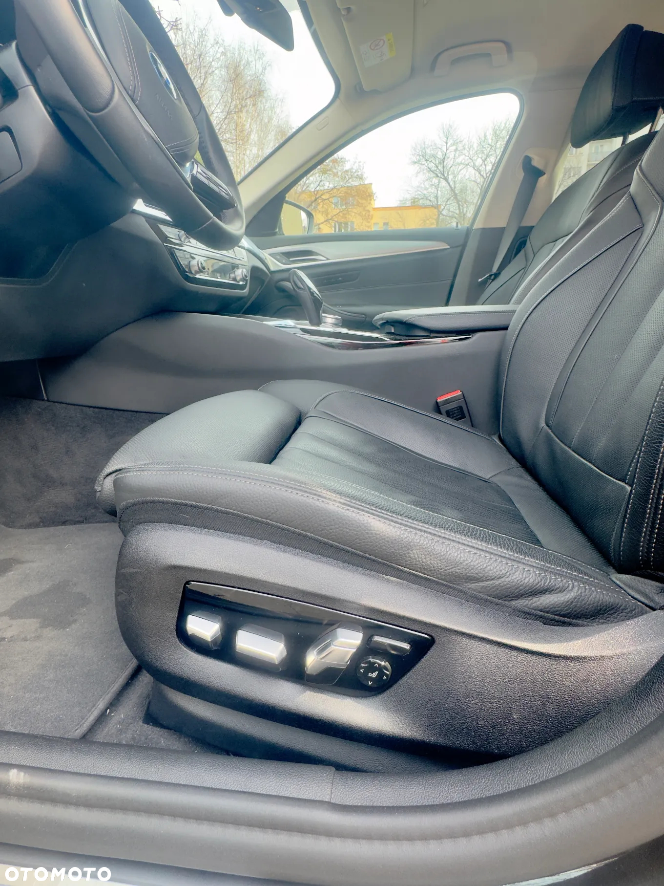 BMW Seria 5 530e - 9
