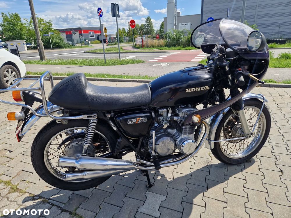 Honda CB - 1