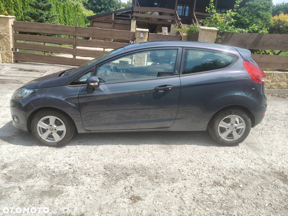 Ford Fiesta 1.25 Champions Edition - 4