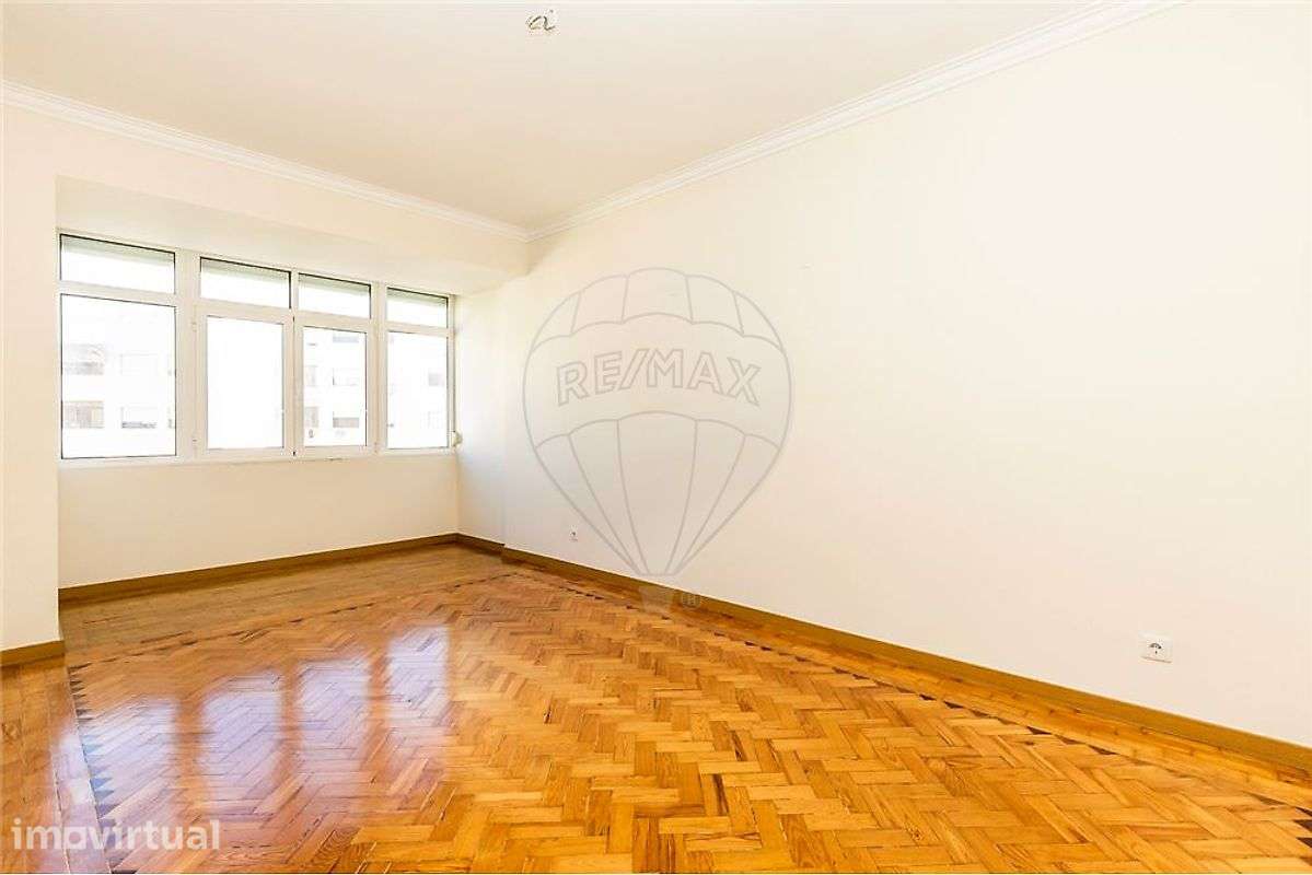 Apartamento T2 para arrendamento - Grande imagem: 2/13