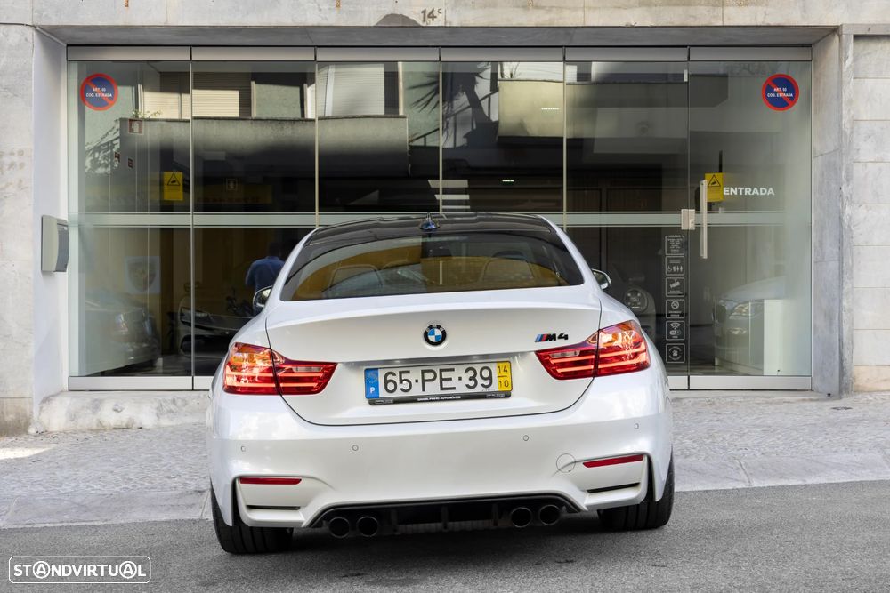BMW M4 Auto - 39