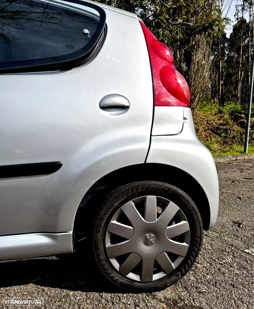 Peugeot 107 1.0 Urban Style - 6