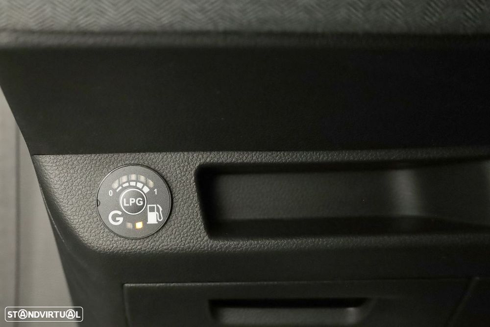 Renault Clio 1.0 TCe Techno Bi-Fuel - 20