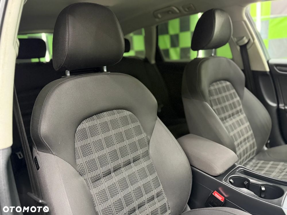 Audi A4 Avant 1.8 T - 16