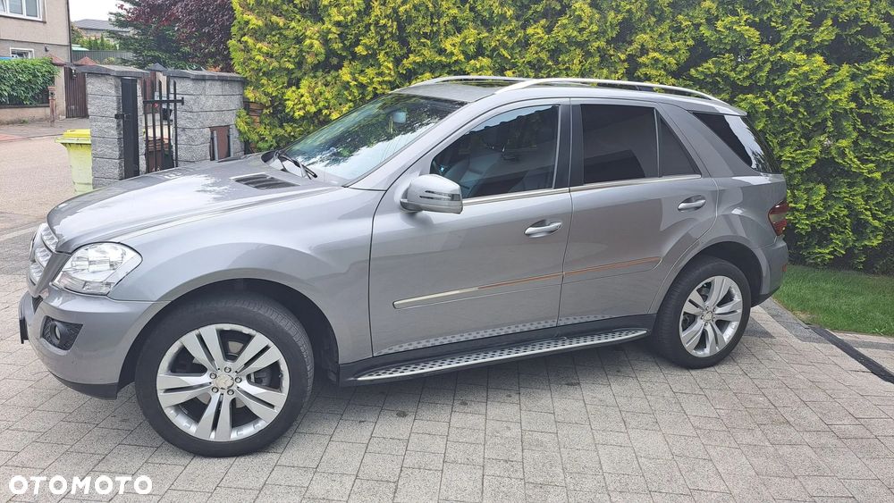 Mercedes-Benz ML 350 4-Matic - 3