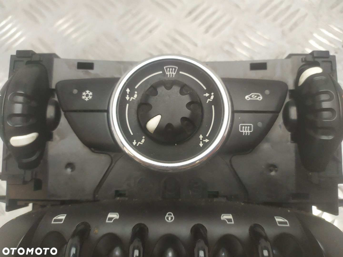 MINI R60 R61 PANEL STEROWANIA KLIMATYZACJI 9806727 - 4
