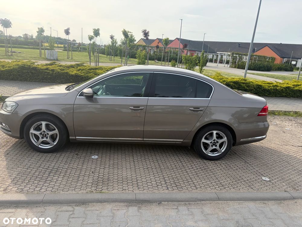 Volkswagen Passat 2.0 TDI Comfortline - 2
