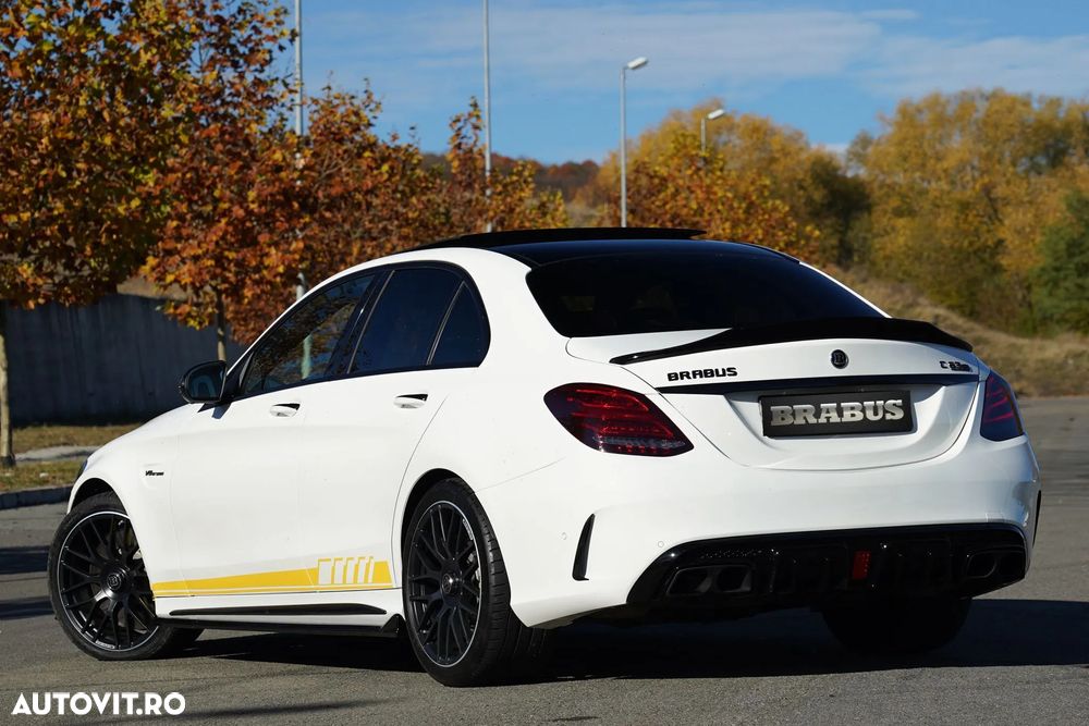 Mercedes-Benz C 63 AMG AMG Speedshift 7G-MCT - 3