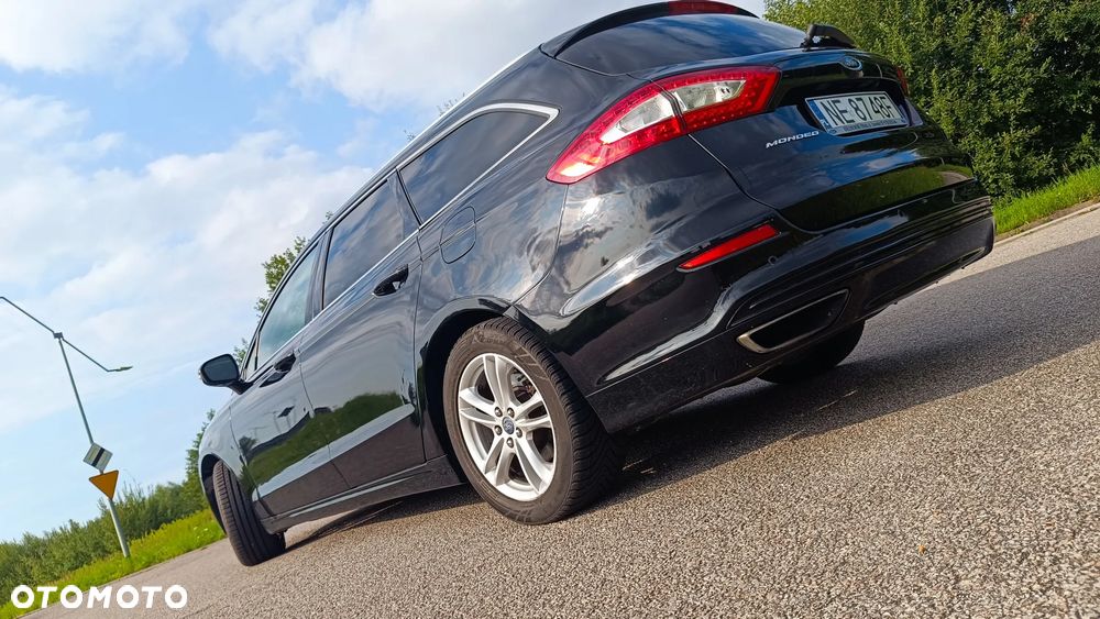 Ford Mondeo 2.0 EcoBoost Titanium - 15