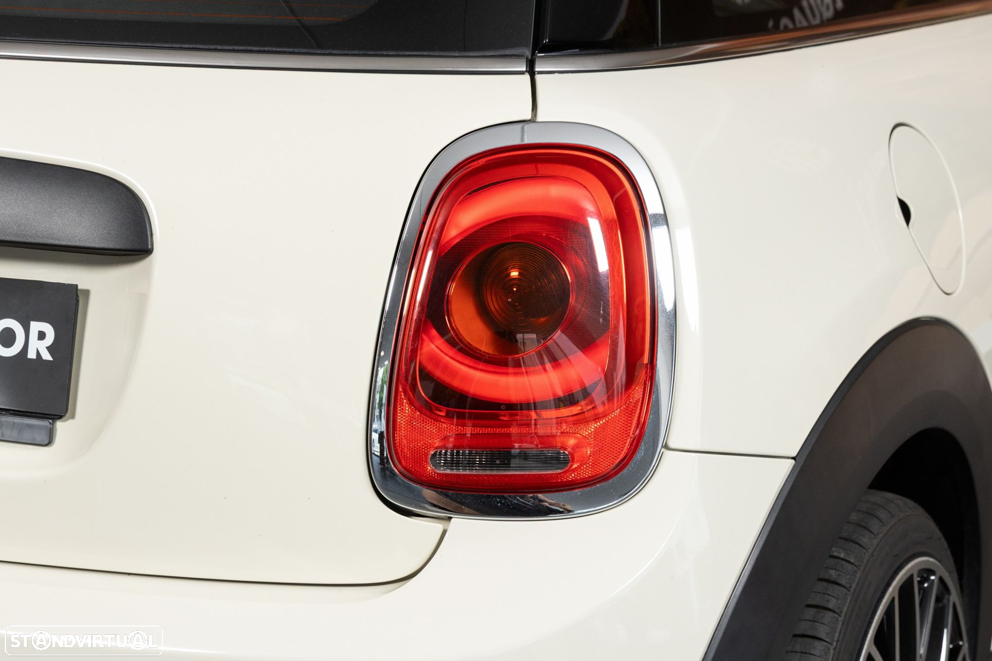 MINI 3 Portas One D - 9