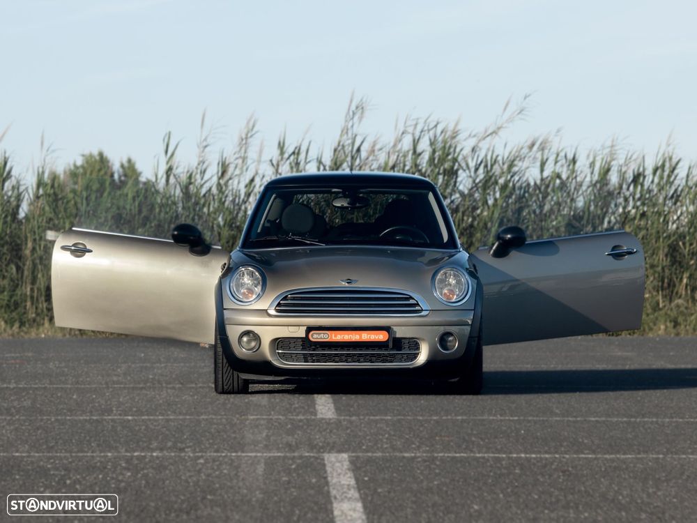 MINI 3 Portas Cooper D - 7