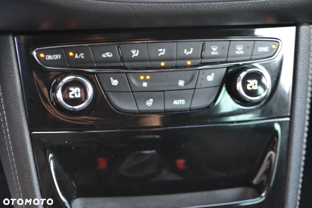 Opel Astra 1.4 Turbo Start/Stop Innovation - 36