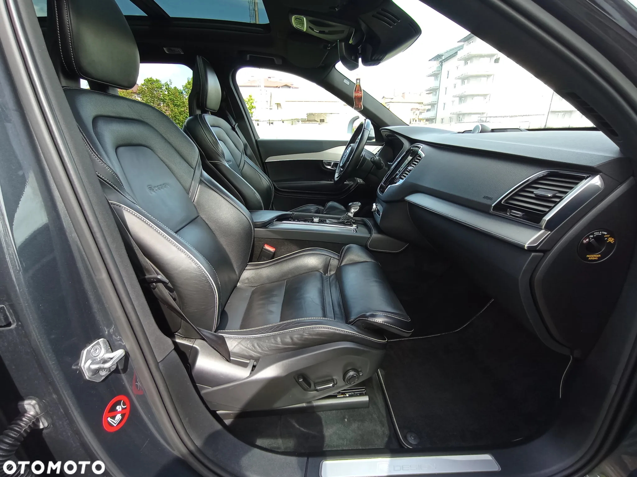 Volvo XC 90 D5 AWD Geartronic RDesign - 23