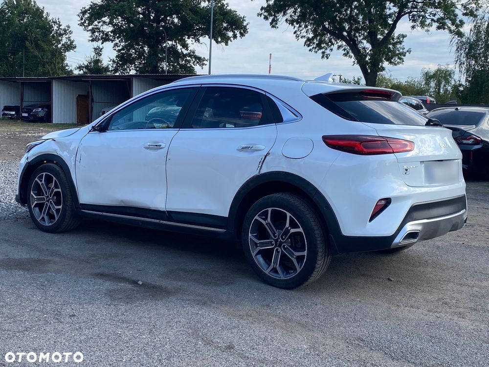 Kia XCeed 1.5 T-GDI L Business Line DCT - 14