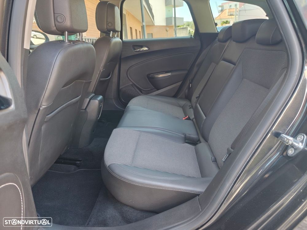 Opel Astra Sports Tourer 1.6 T Cosmo - 7