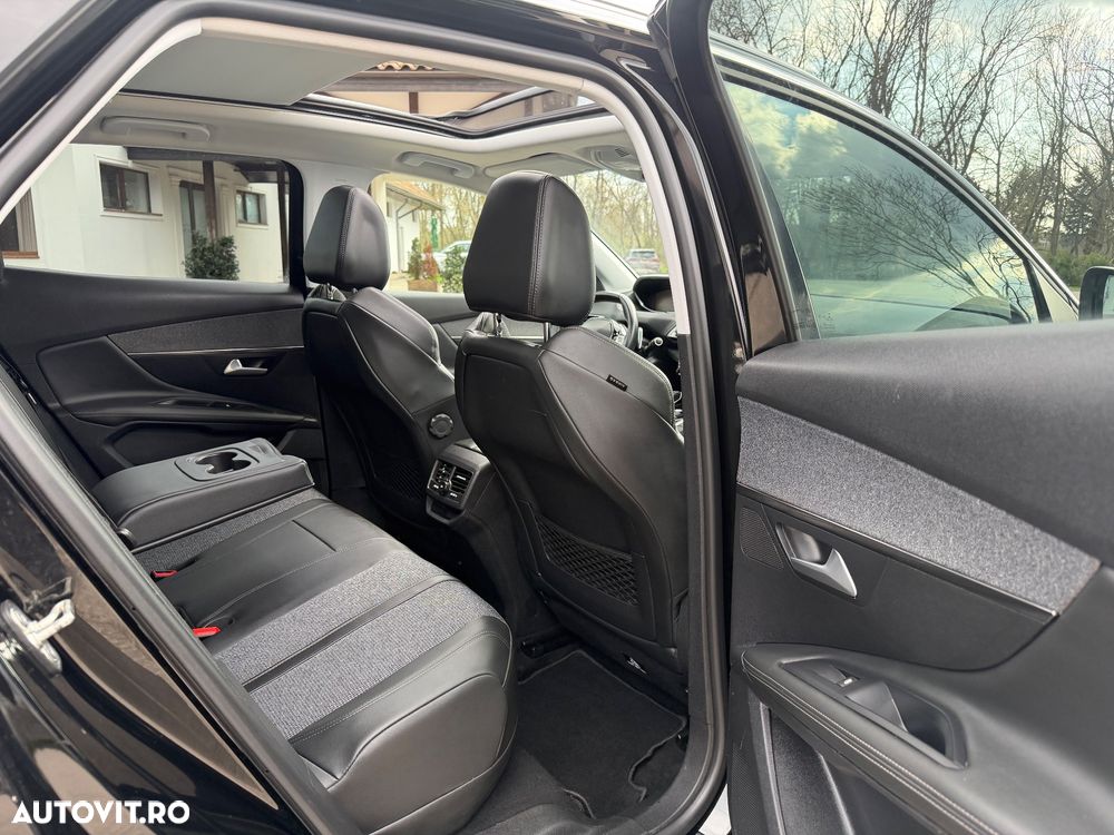 Peugeot 3008 225 e-EAT8 Allure - 18