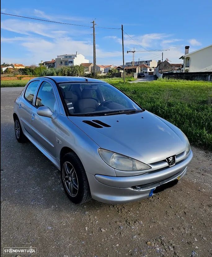 Peugeot 206 1.1 Color Line - 1