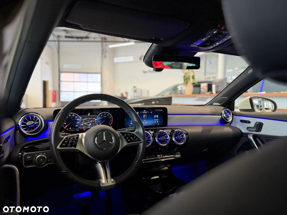 Mercedes-Benz Klasa A 250 4-Matic Progressive 7G-DCT - 16
