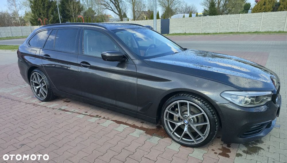 BMW Seria 5 530d xDrive Luxury Line sport - 5