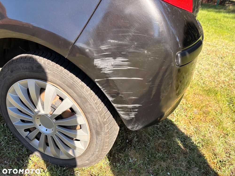 Renault Clio 1.2 16V Rip Curl - 4