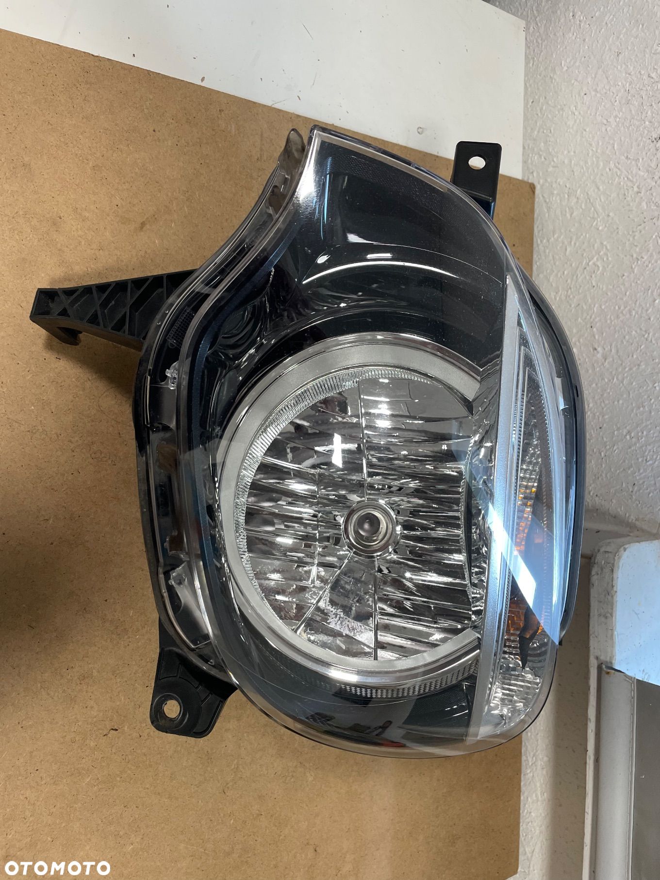 Renault Twingo 14-18 lampa lewa PRZOD  260608792R - 1