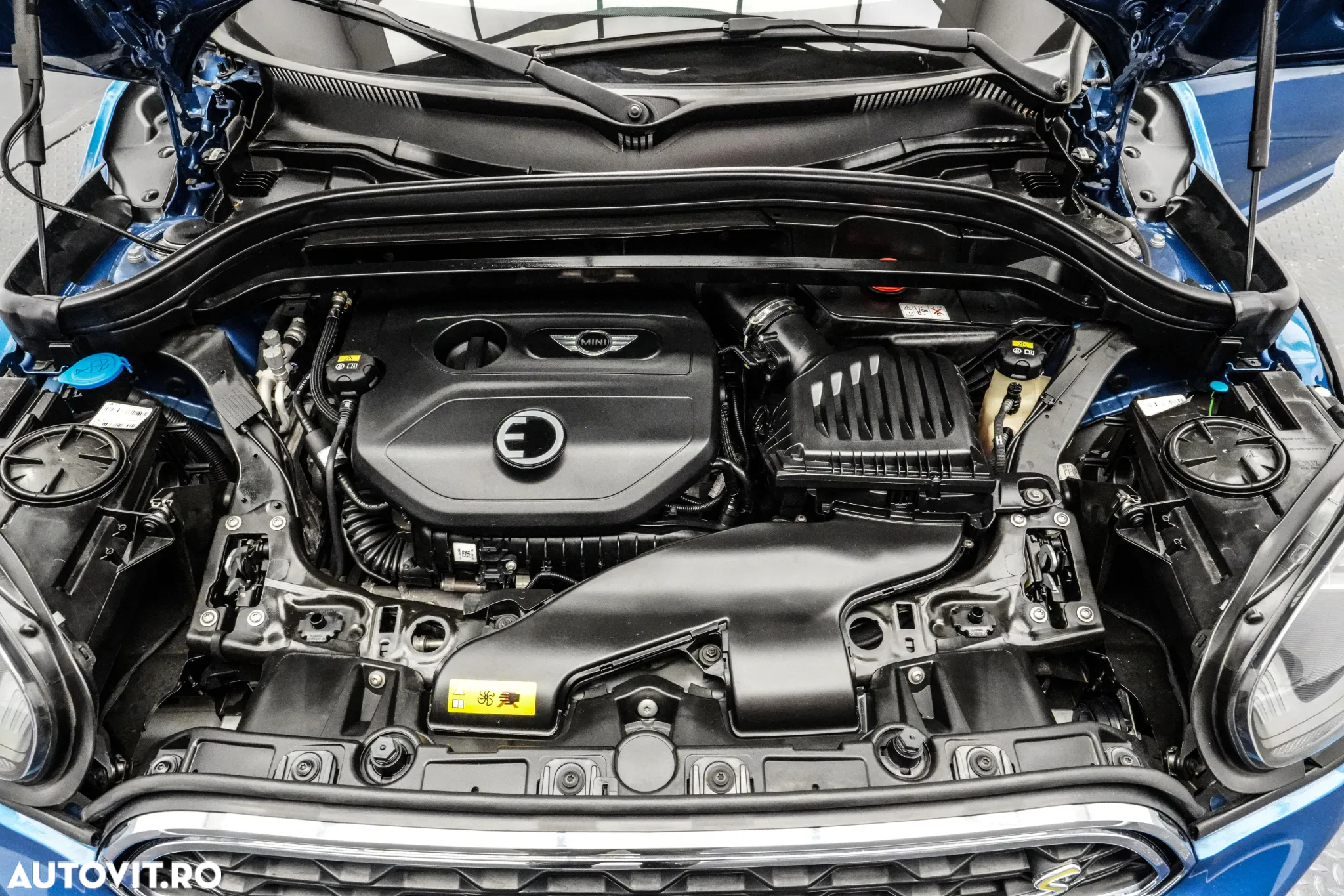 Mini Countryman Cooper S E ALL4 AT - 38