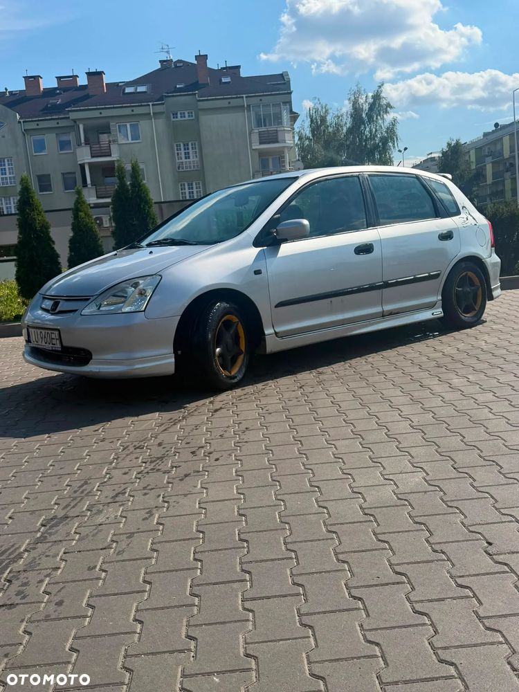 Honda Civic 1.4i S - 2