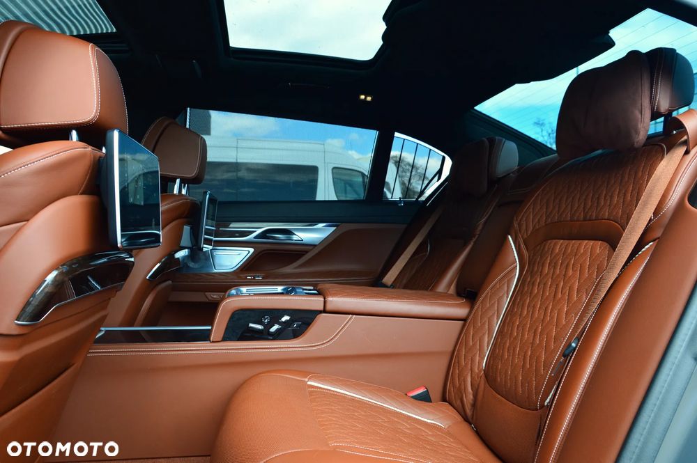 BMW Seria 7 M760Li xDrive V12 Excellence - 18