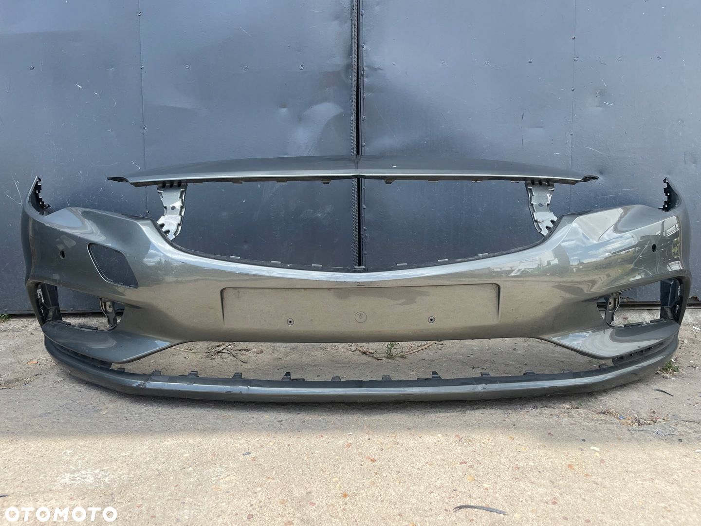 Opel Astra V zderzak przód przedni - 1