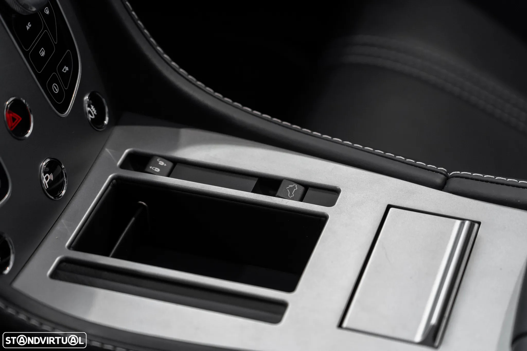 Aston Martin Vantage Roadster V8 S Sportshift - 23