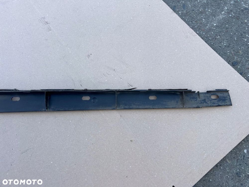 audi a4 b8 allroad mocowanie nakładki progu prawej próg prawy 8k9854536a - 4