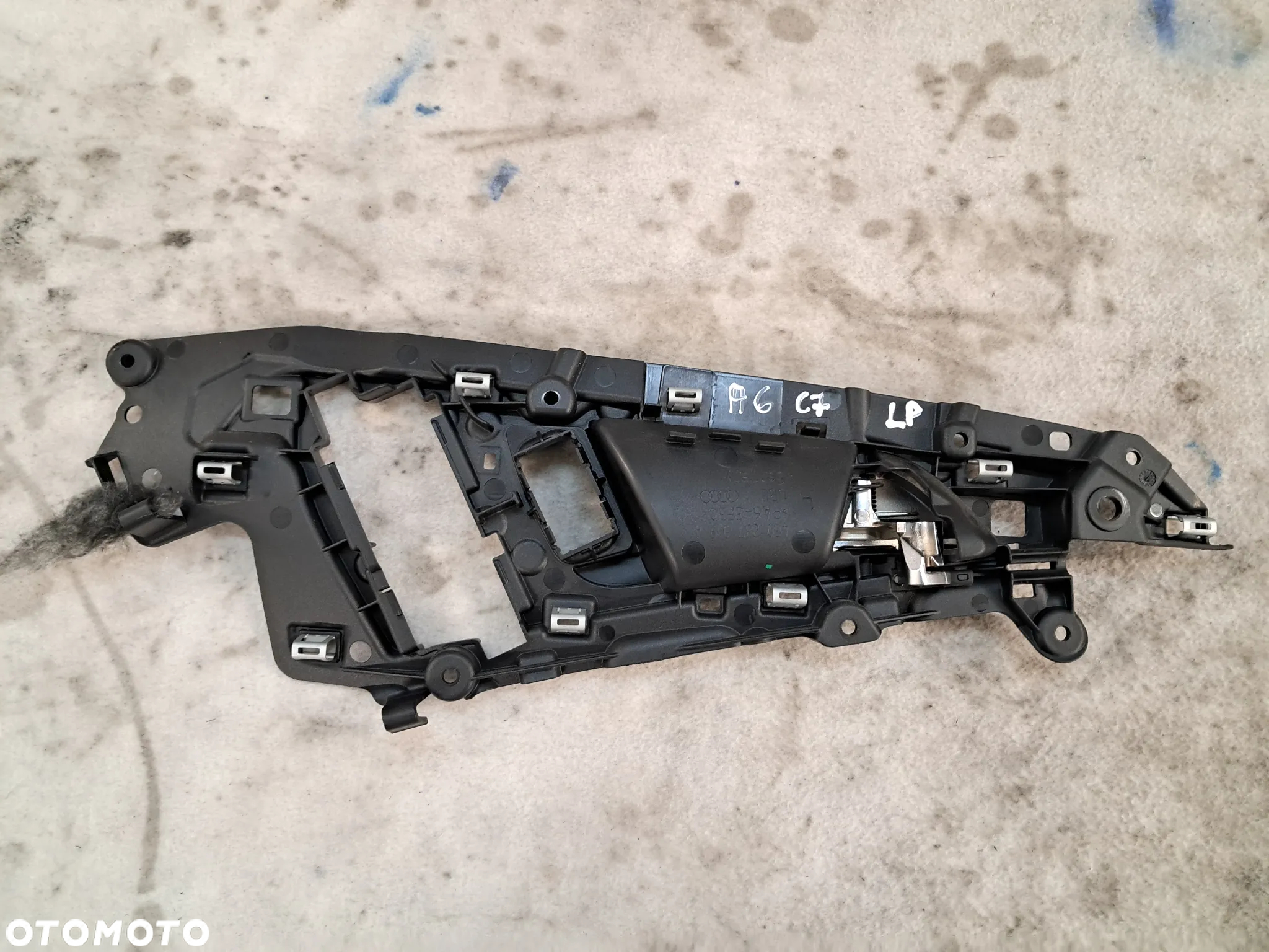 Klamka Lewy Przód Wewnętrzna Audi A6 C7 Europa 4G0837019A - 3