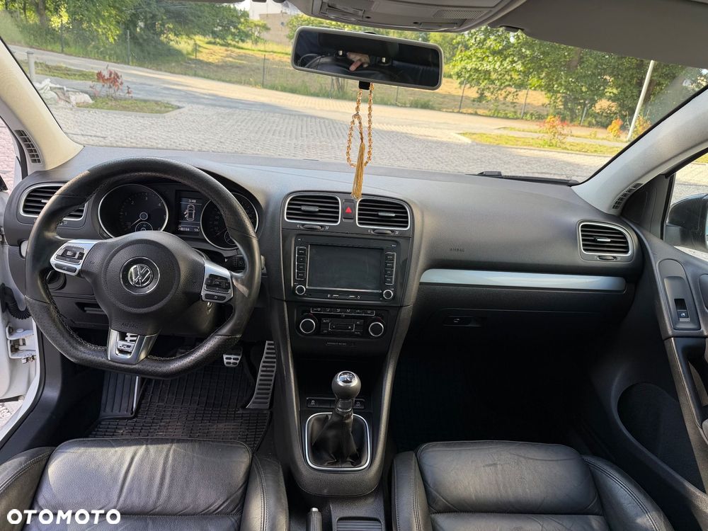 Volkswagen Golf - 15