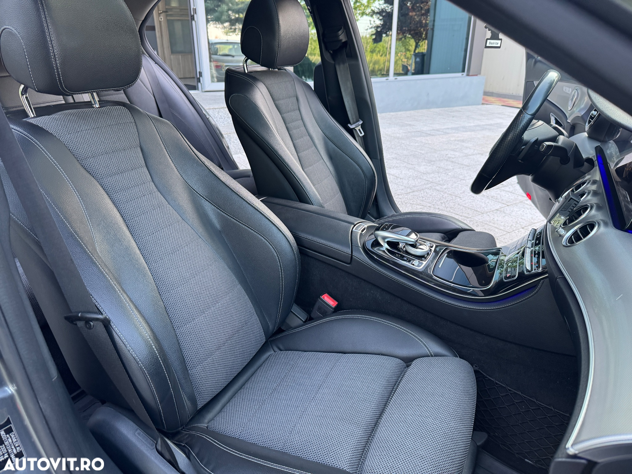 Mercedes-Benz E 200 d T 9G-TRONIC - 26