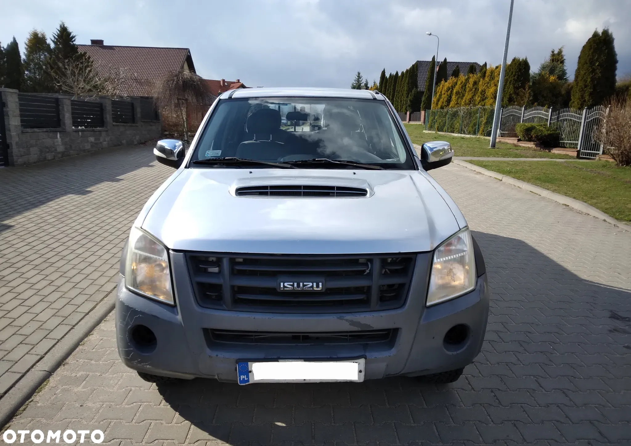 Isuzu D-Max 2.5d DC Basic - 12