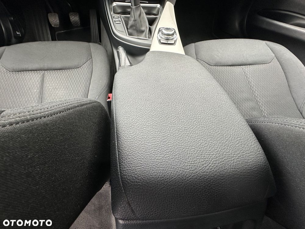 BMW Seria 3 320d - 17