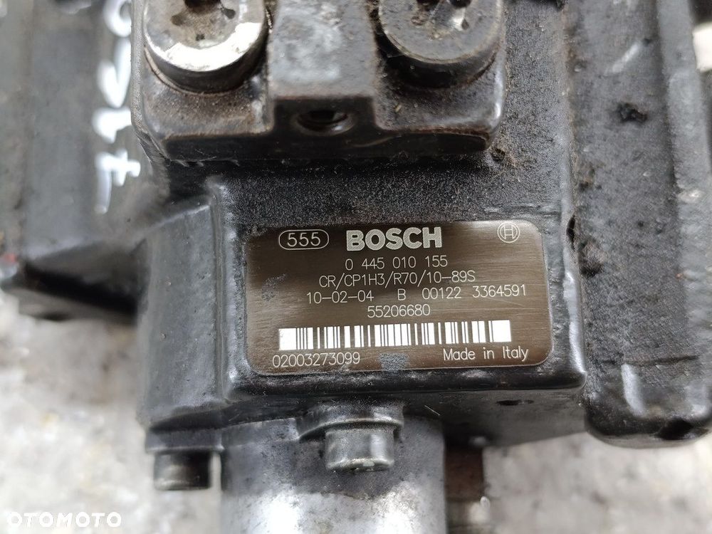 POMPA WTRYSKOWA OPEL ZAFIRA B 55206680 0445010155  BOSCHHATCHBACK 1.9 CDTI - 4