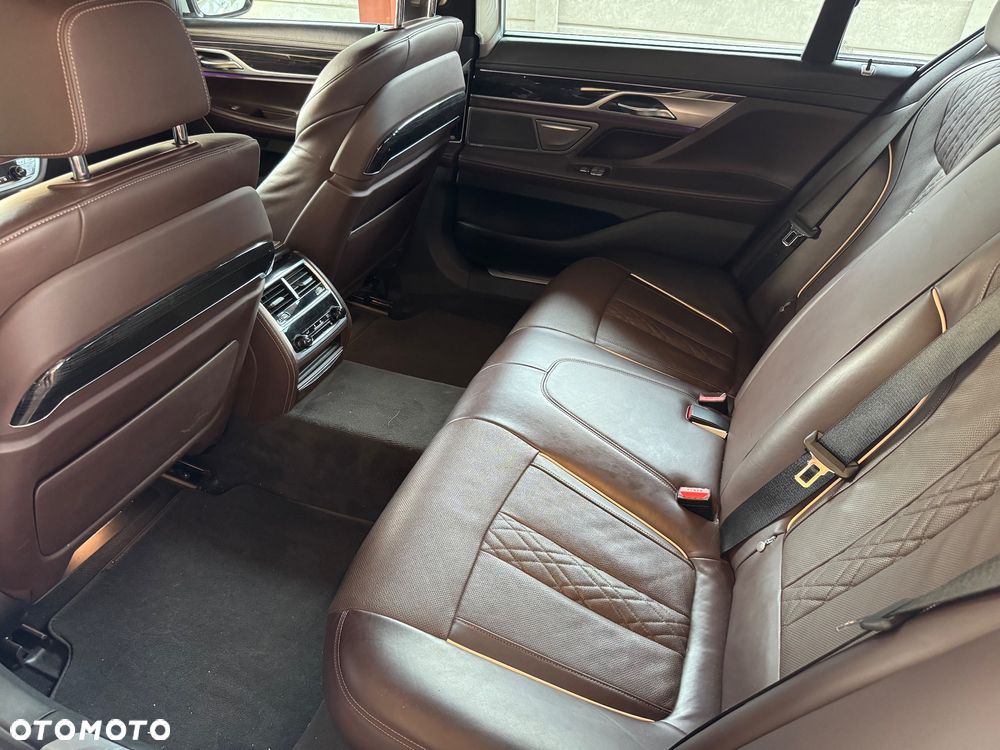 BMW Seria 7 740Li xDrive - 6