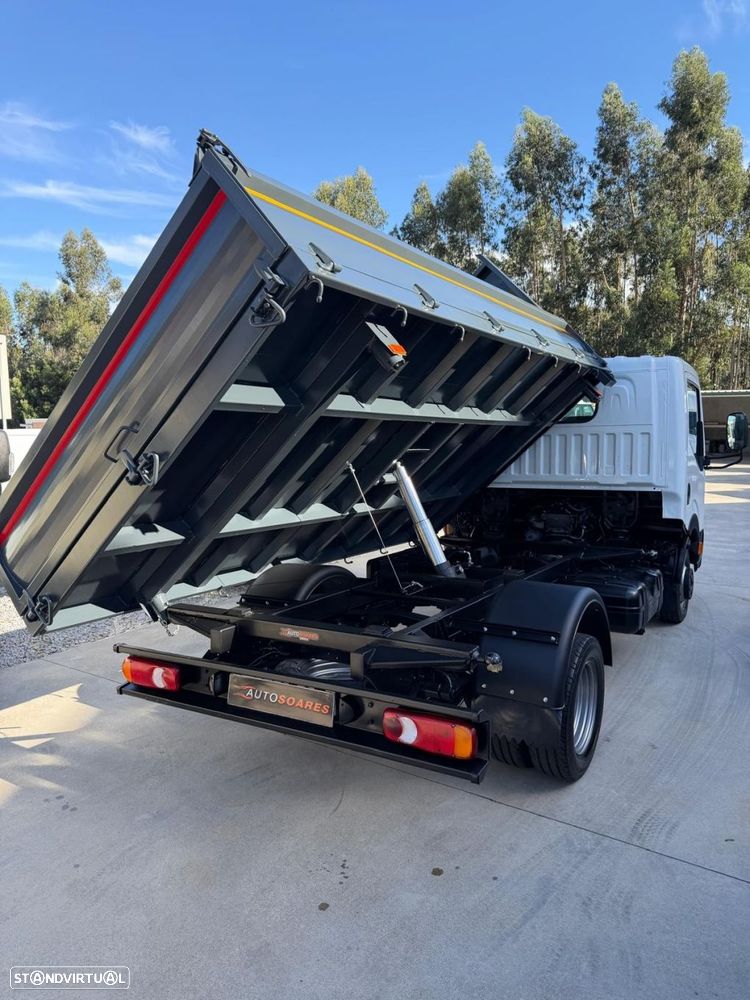Nissan Cabstar Tribasculante - 11