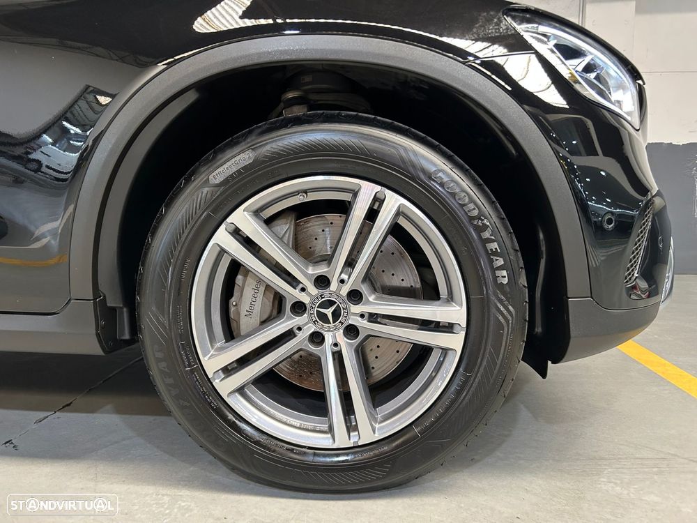 Mercedes-Benz GLC 300 e Coupé 4Matic - 11
