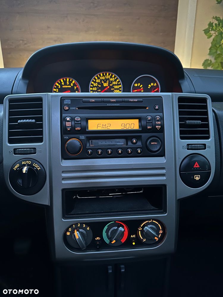 Nissan X-Trail 2.5 4x4 Edition Elegance - 33