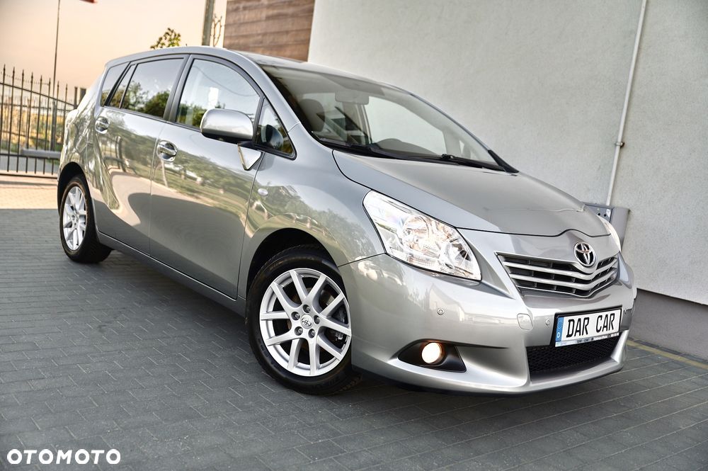 Toyota Verso 1.8 5-Sitzer Executive - 5